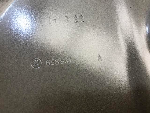 SKODA Kamiq 2019-2023 Front Right Door 658831602 ( used with defect )