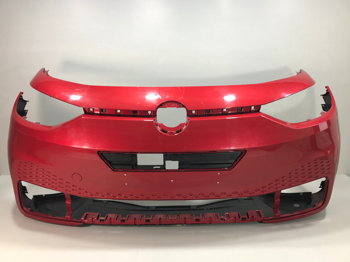 Volkswagen ID.3 ID3 2019 - Front Bumper with parking sensor holes used Genuine OEM: 10A807221, 3200101209