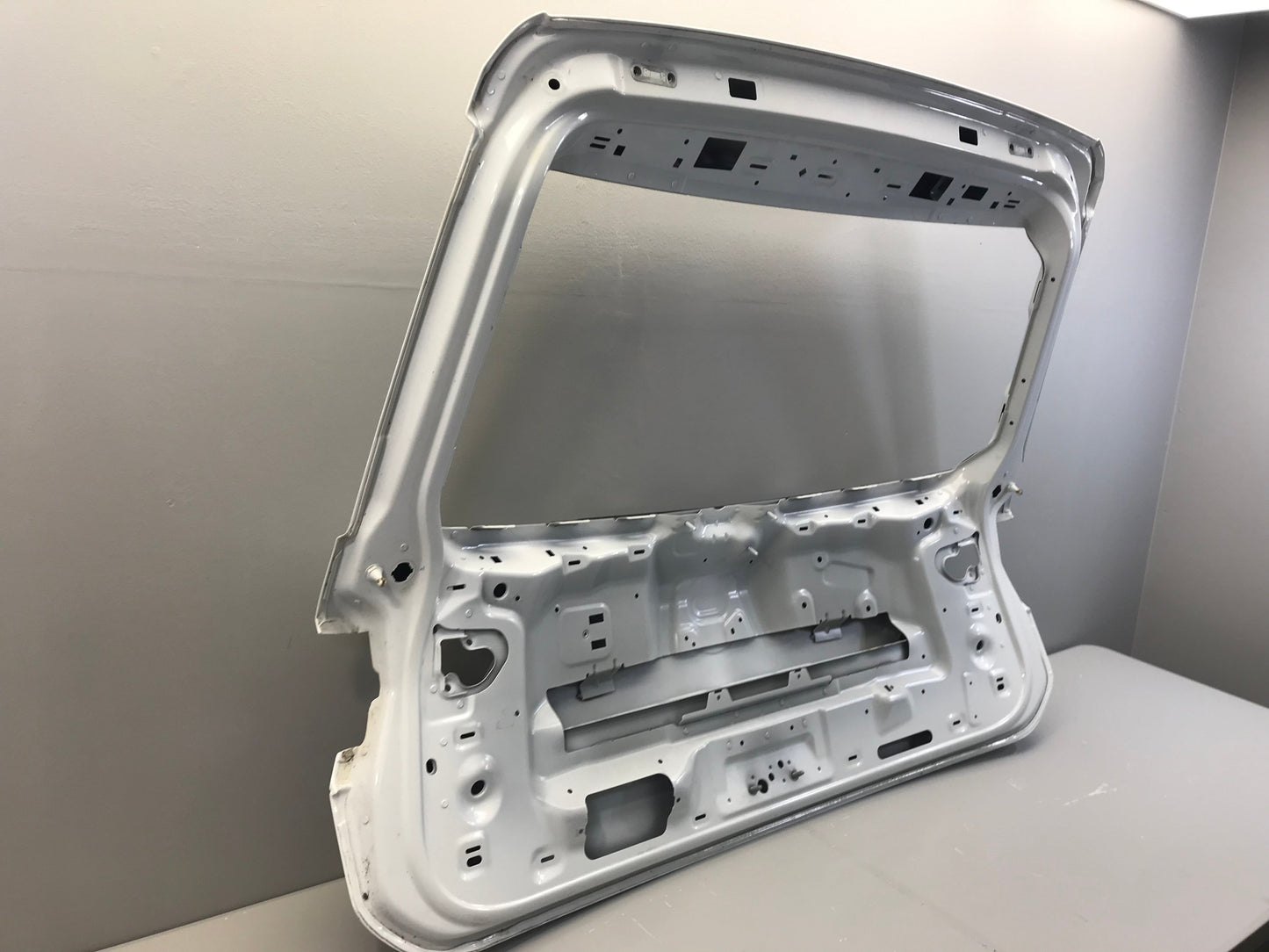 Volkswagen Tiguan 2018 Tailgate Boot Door OEM: 5NA827445A