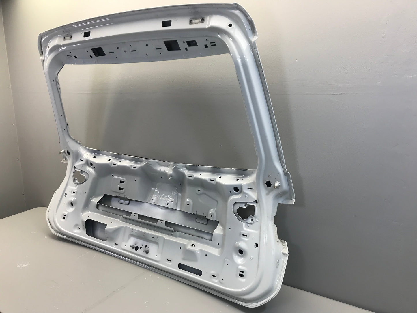 Volkswagen Tiguan 2018 Tailgate Boot Door OEM: 5NA827445A