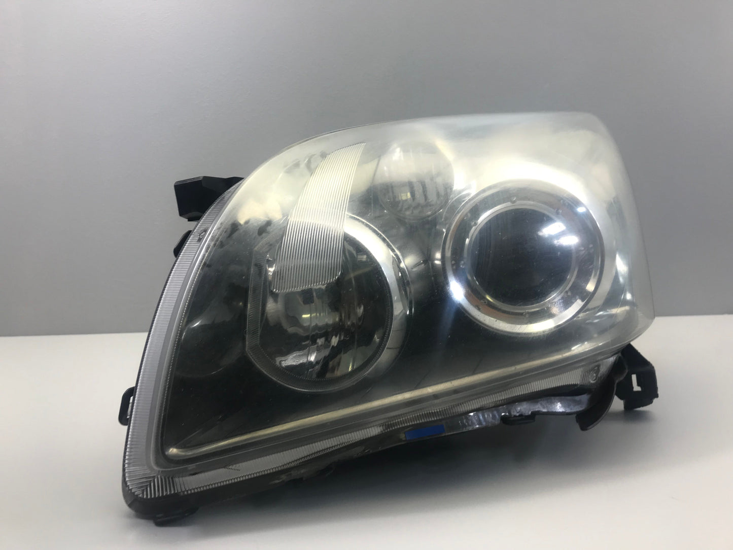 Toyota Avensis T25 2006-2009 Headlight Left Side ( LHD car ) OEM: 8596724010, 3900078496, 12V24V310