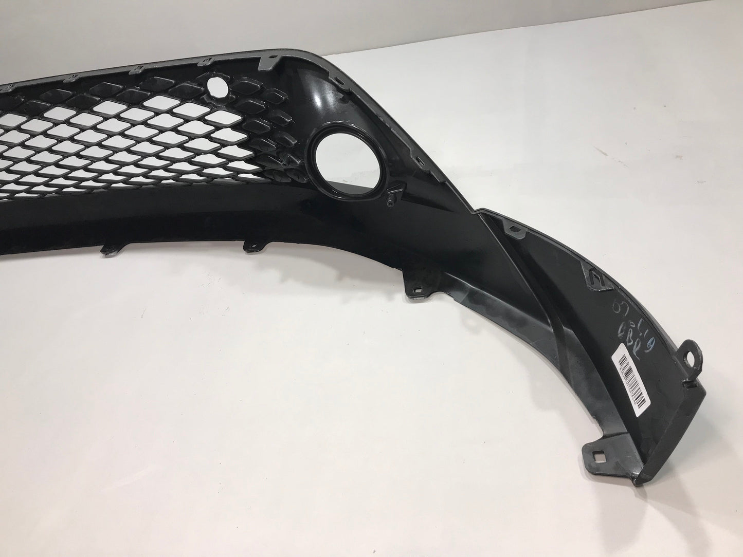 Toyota CHR C-HR 2016-2019 Front Bumper Lip Spoiler Grille Center Lower Middle In good Used condition OEM: 52129F4010