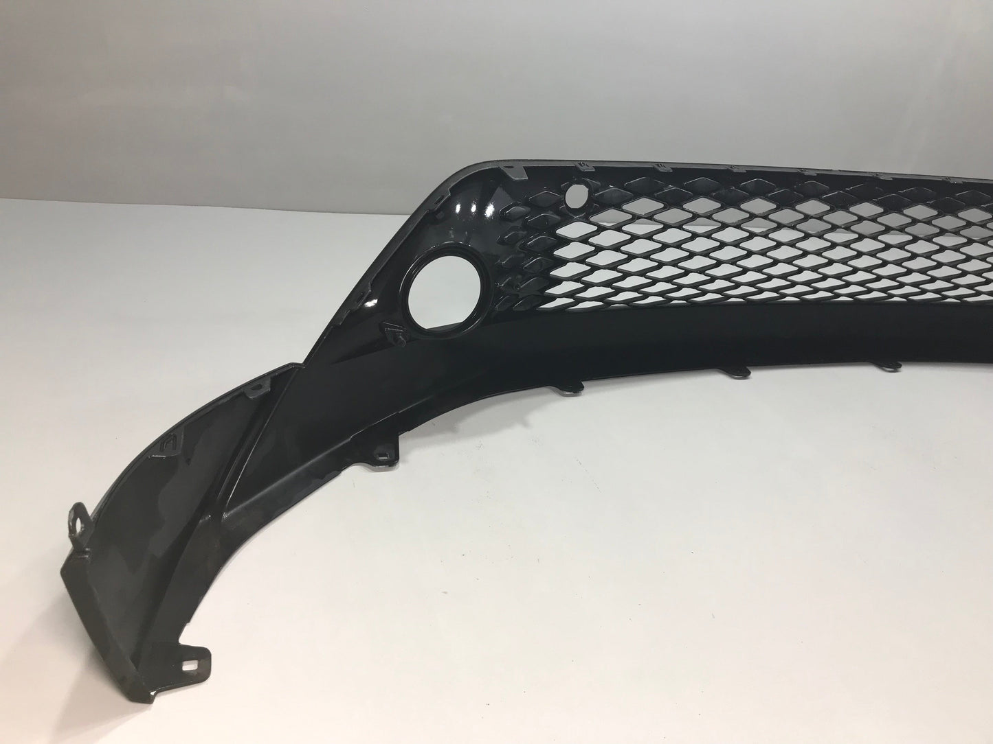 Toyota CHR C-HR 2016-2019 Front Bumper Lip Spoiler Grille Center Lower Middle In good Used condition OEM: 52129F4010