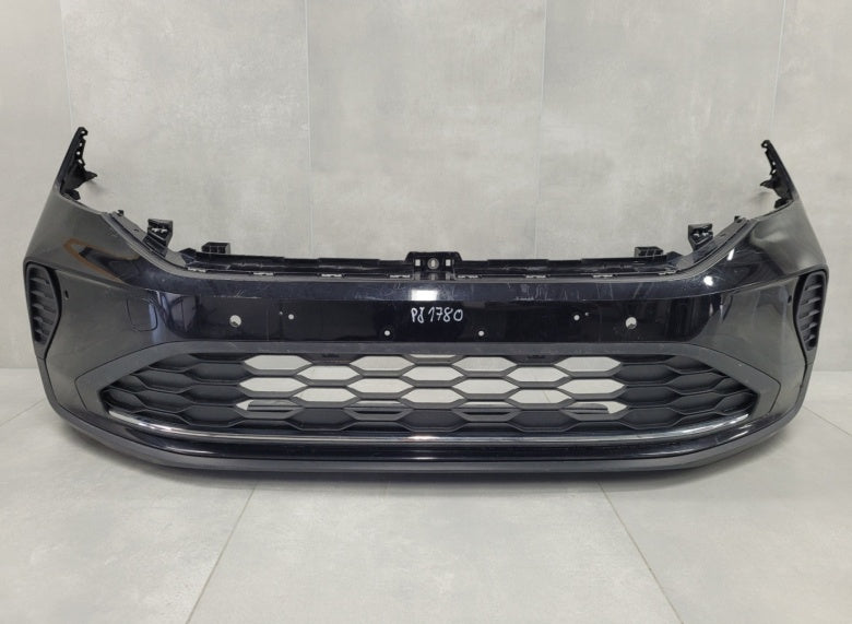 Volkswagen Taigo 2G7 2021- Front bumper 2G7807221C / 2G7807221D