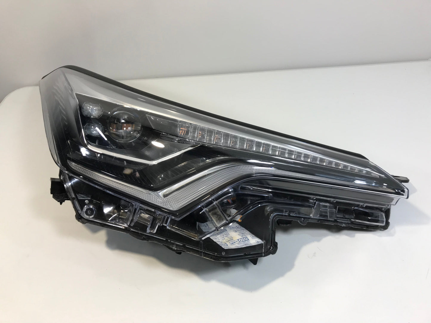 Toyota C-HR CHR 2016- Front Headlight Right Side ( LHD car ) OEM: 81110F4170, 17922F