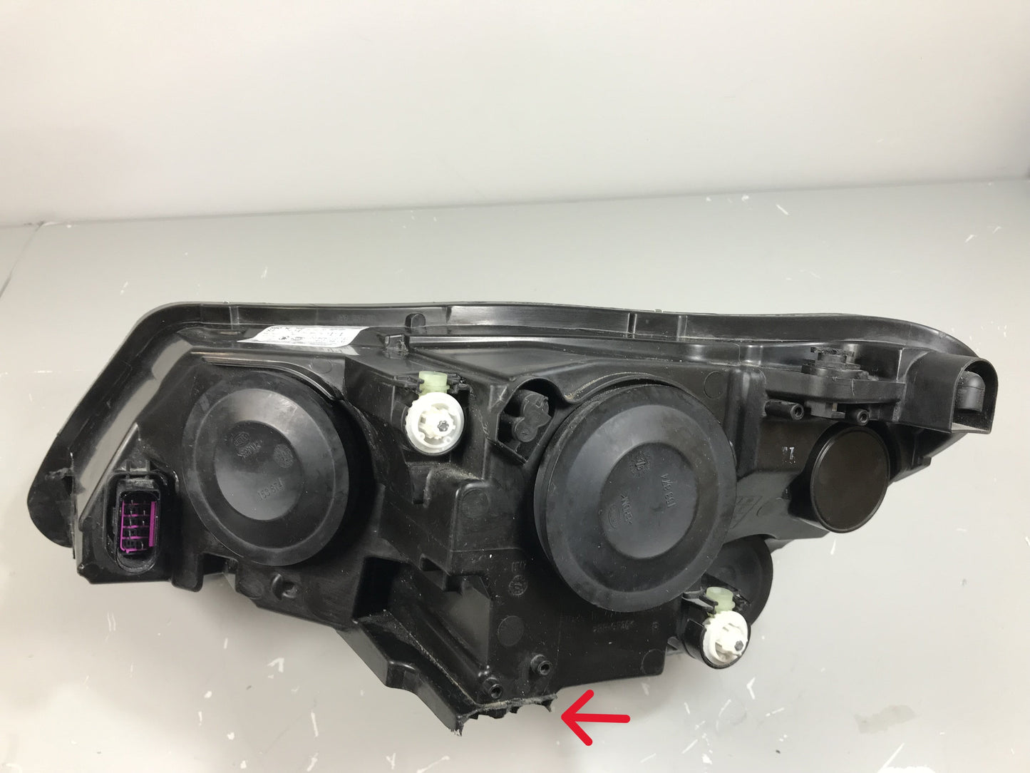 Skoda Superb B8 3V 2015-2019 Headlight Right Side Front Used LHD ( with defect ) OEM: 3V1941016, 1EJ01193902