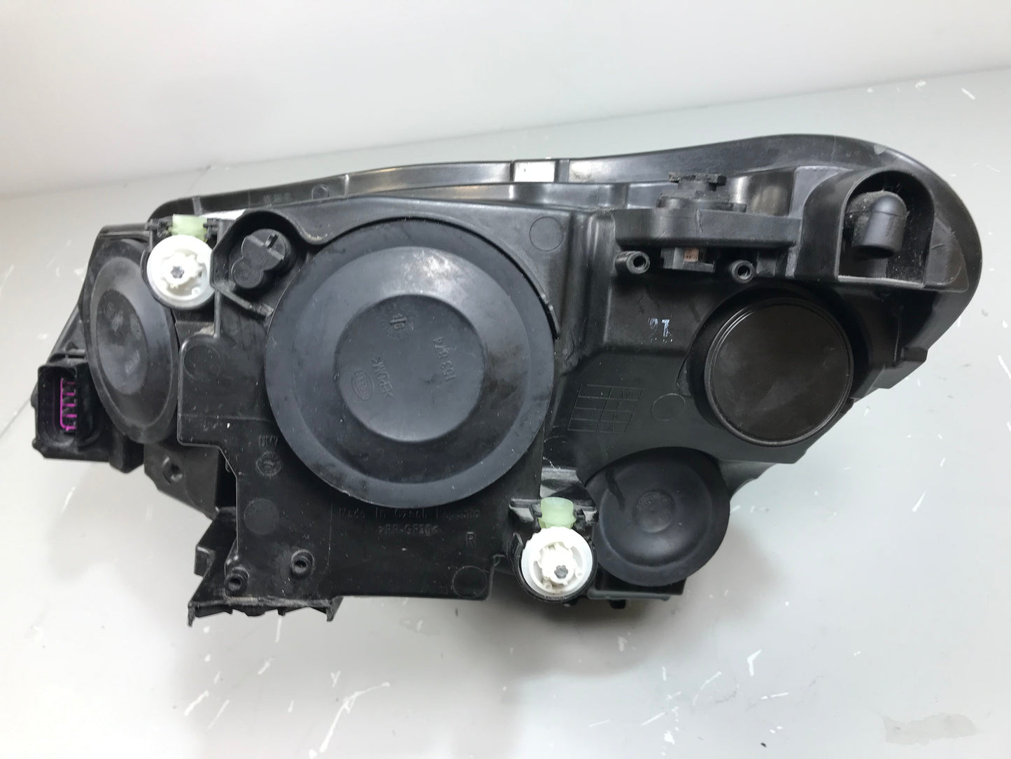 Skoda Superb B8 3V 2015-2019 Headlight Right Side Front Used LHD ( with defect ) OEM: 3V1941016, 1EJ01193902