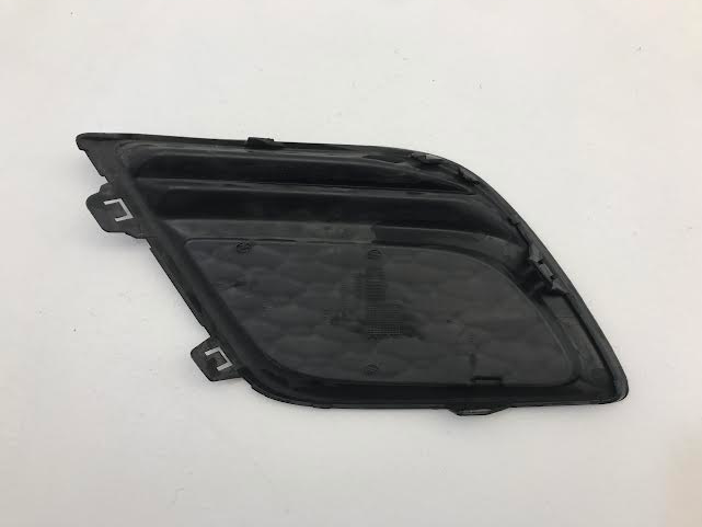 VOLVO XC60 2009-2013 Front Left Grille without hole for foglamp used genuine OEM: 31290657