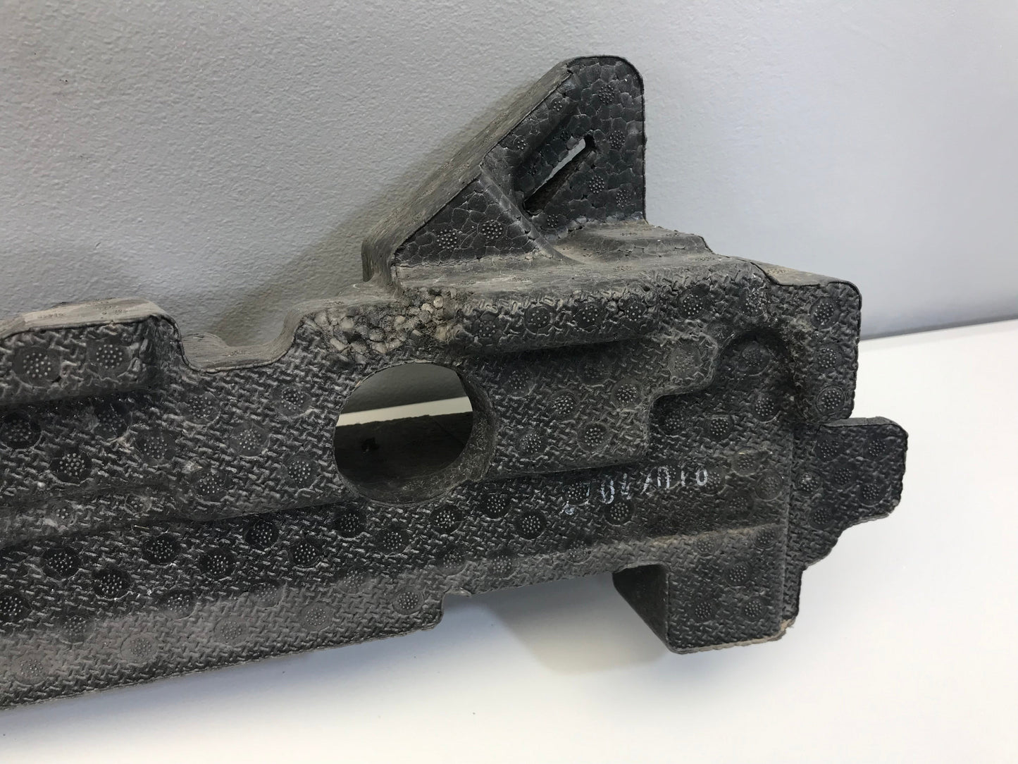 Hyundai Tucson 2015-2018 Front bumper, reinforcement bar foam impact absorber OEM: 86520D7000