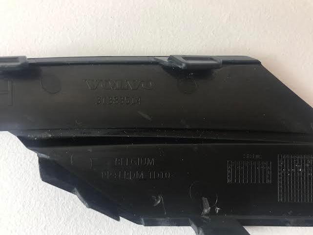 VOLVO S90 v90 2016-2023 Fog lamp trim / grille 31383514