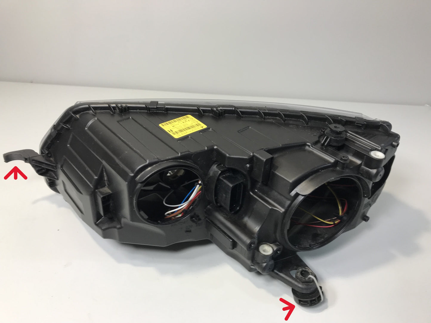 Skoda Octavia 3 III 5E0 2016-2019 Front Headlight Right Side 5E1941018 ( LHD )