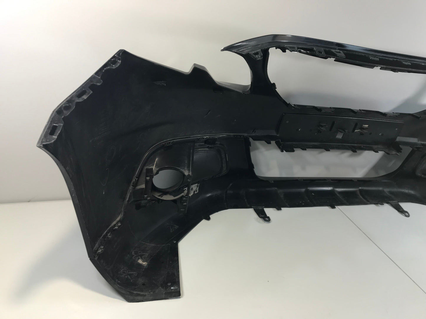 Peugeot 2008 2013-2019 Front Bumper 9814116177, 1783893X, 1803198X