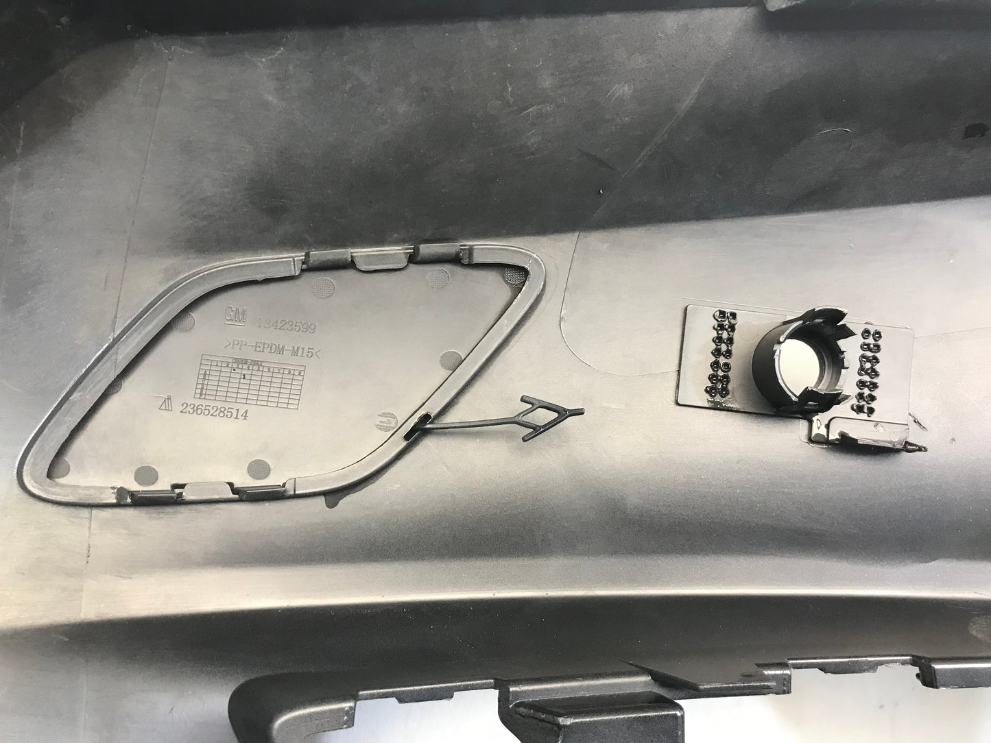 Opel / Vauxhall Astra K 2015- Front Bumper Used Genuine OEM: 39052730 / 39017250 / 2167857