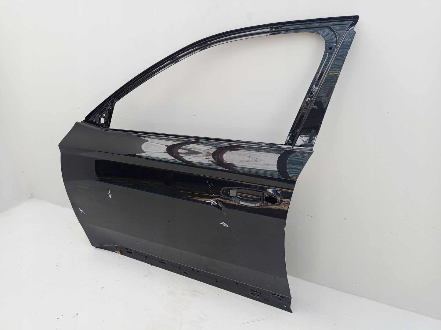 SKODA Superb B8 3V  2015-2023 Front Left Door 3V0831311