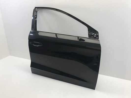 SEAT Ibiza V KJ 2017- Front Right Door OEM: 6F031312 ( with defect )